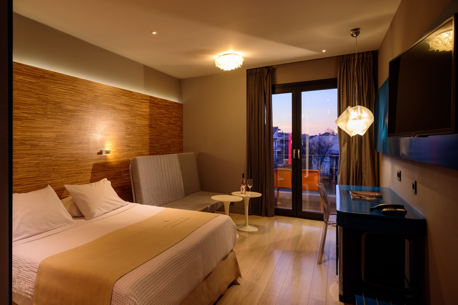 Read more about the article Deluxe Quadruple Suite